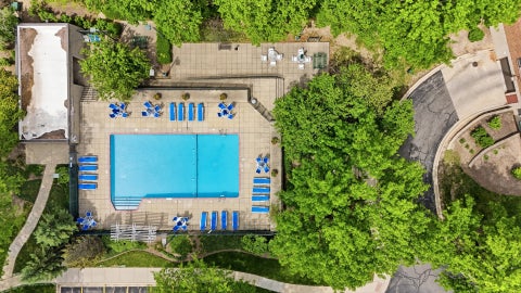 Tiny photo for 1800 Huntington Boulevard #AE607, Hoffman Estates, IL 60169 (MLS # 12646282)