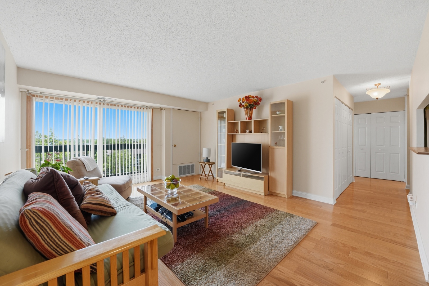 1800 Huntington Boulevard AE607