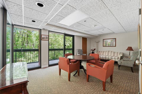 Tiny photo for 1800 Huntington Boulevard #AE607, Hoffman Estates, IL 60169 (MLS # 12646282)