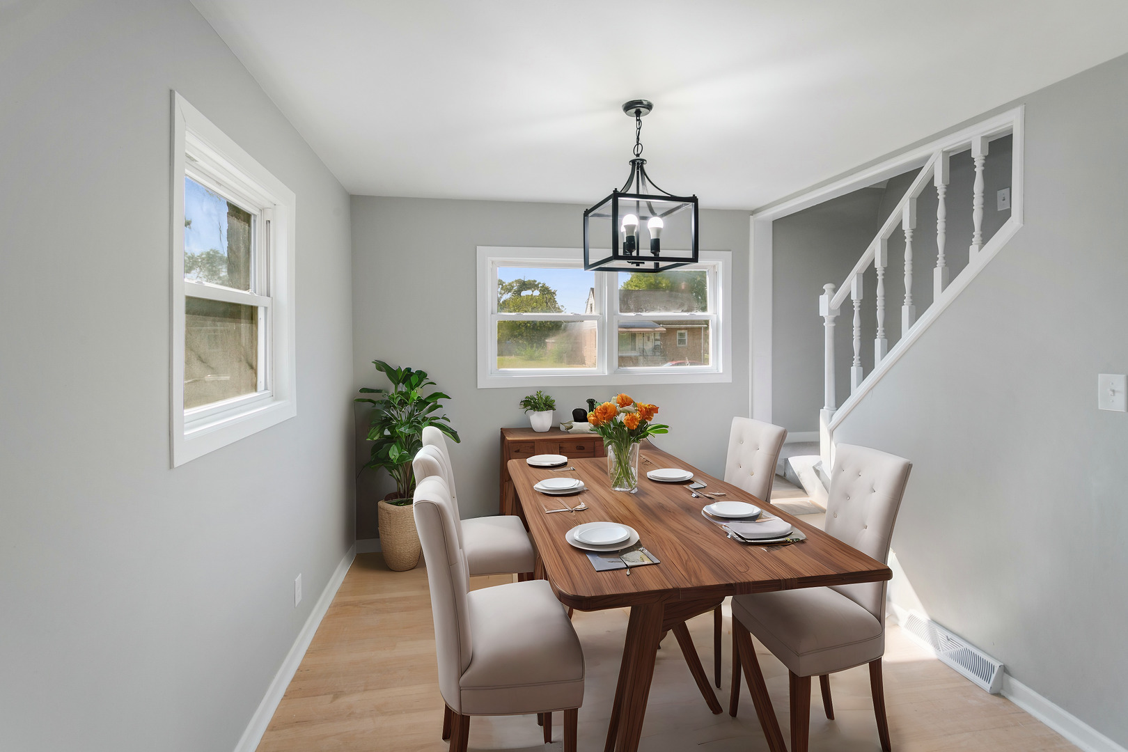 1363 KENILWORTH Drive