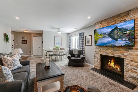 Tiny photo for 424 58th Place, Hinsdale, IL 60521 (MLS # 12688731)