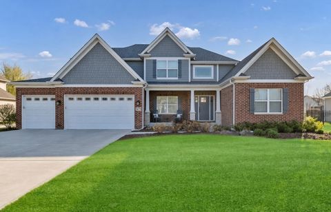Photo of 3679 Broadleaf Avenue, Elgin, IL 60124 (MLS # 12632027)