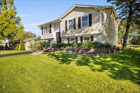 Tiny photo for 5628 Crestwood Road, Matteson, IL 60443 (MLS # 12498396)