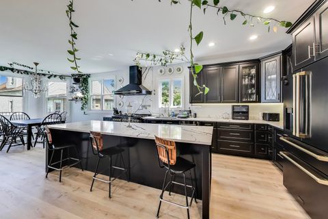 Tiny photo for 6431 N Paulina Street, Chicago, IL 60626 (MLS # 12592007)