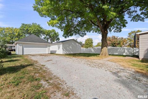 Tiny photo for 118 S 1ST Street, Long Grove, IA 52756 (MLS # QC4268035)