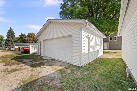 Tiny photo for 118 S 1ST Street, Long Grove, IA 52756 (MLS # QC4268035)