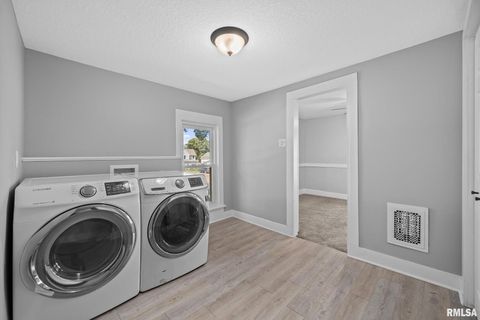 Tiny photo for 118 S 1ST Street, Long Grove, IA 52756 (MLS # QC4268035)