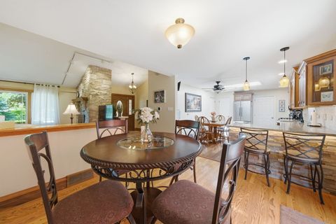 Tiny photo for 20W545 Moreland Avenue, Addison, IL 60101 (MLS # 12646150)