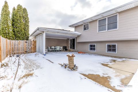 Tiny photo for 1716 Red Bud Road, Bolingbrook, IL 60490 (MLS # 12539315)