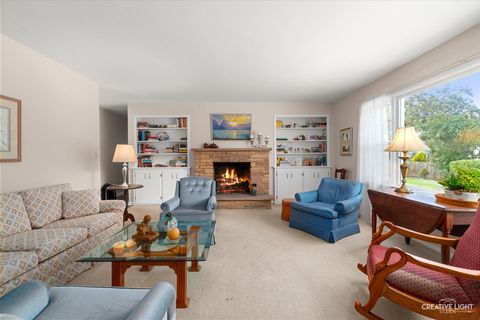 Tiny photo for 325 E Hawthorne Boulevard, Wheaton, IL 60187 (MLS # 12495873)