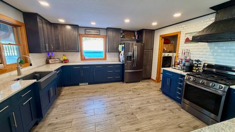 Tiny photo for 9120 Spring Valley Road, Fulton, IL 61252 (MLS # 12528679)