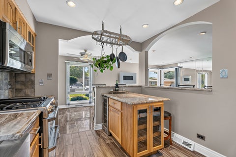 Tiny photo for 15457 Diekman Court, Dolton, IL 60419 (MLS # 12743798)