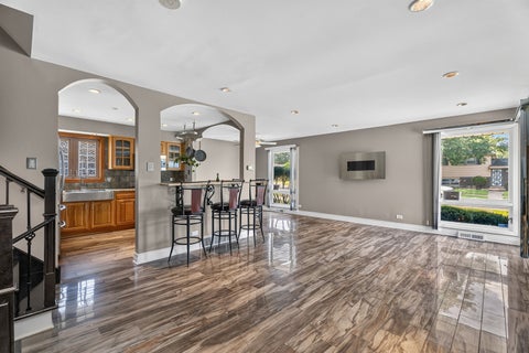 Tiny photo for 15457 Diekman Court, Dolton, IL 60419 (MLS # 12743798)