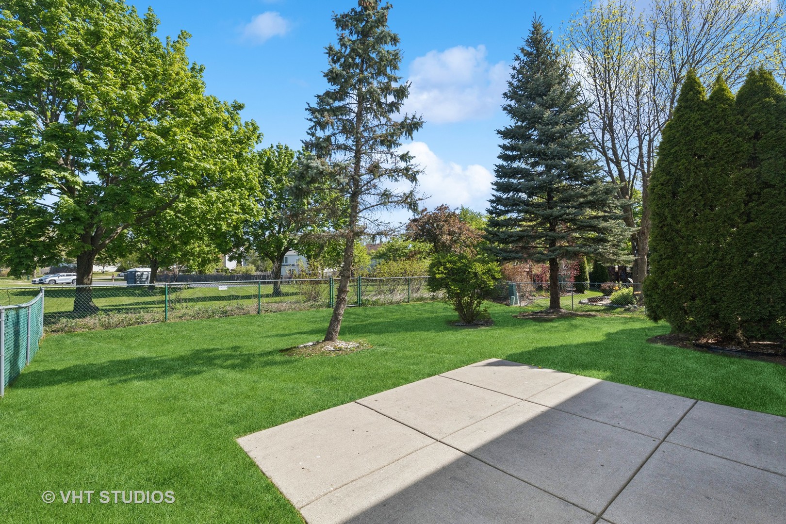 1424 Summerhill Drive