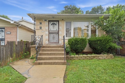 Photo of 9340 S University Avenue, Chicago, IL 60619 (MLS # 12769000)