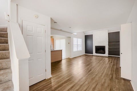 Tiny photo for 901 Vose Drive, Gurnee, IL 60031 (MLS # 12704503)