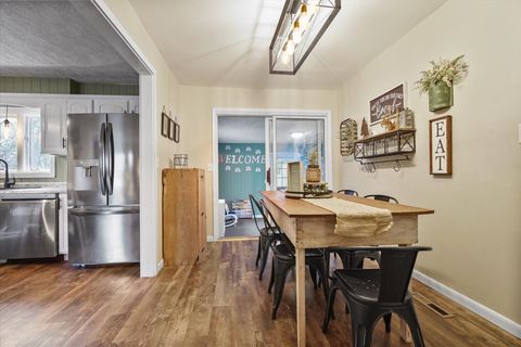 Tiny photo for 517 Sunrise Drive, Chenoa, IL 61726 (MLS # 12536311)