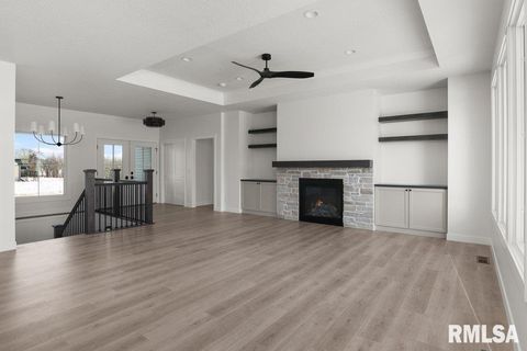 Tiny photo for 7123 Alvie Lane, Bettendorf, IA 52722 (MLS # QC4265022)