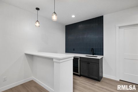 Tiny photo for 7123 Alvie Lane, Bettendorf, IA 52722 (MLS # QC4265022)