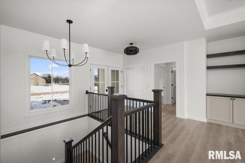 Tiny photo for 7123 Alvie Lane, Bettendorf, IA 52722 (MLS # QC4265022)