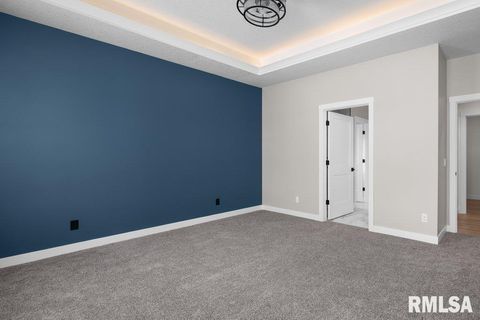 Tiny photo for 7123 Alvie Lane, Bettendorf, IA 52722 (MLS # QC4265022)