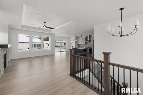 Tiny photo for 7123 Alvie Lane, Bettendorf, IA 52722 (MLS # QC4265022)