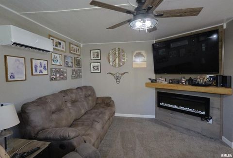 Tiny photo for 1629 Firewood Lane, Centralia, IL 62801 (MLS # EB460531)