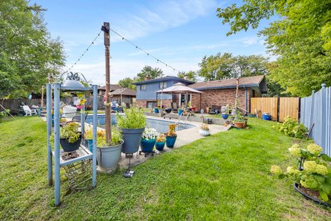 Tiny photo for 1943 182nd Street, Lansing, IL 60438 (MLS # 12459273)