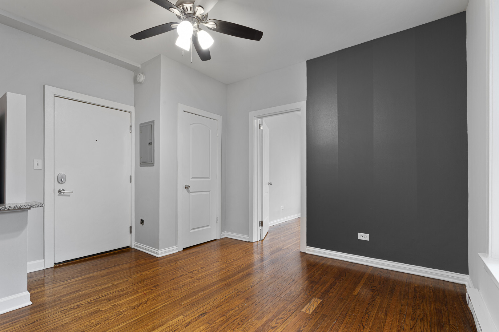 1456 W fargo Avenue 101