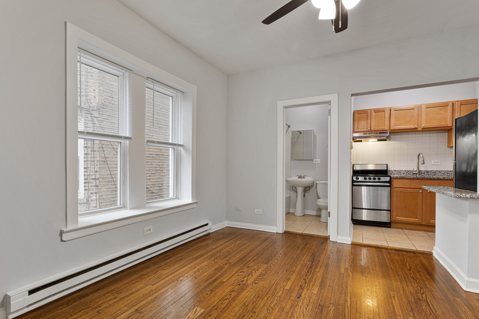 1456 W fargo Avenue 101