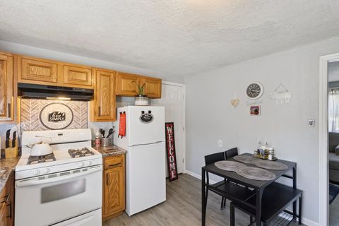Tiny photo for 17 Liberty Boulevard, Machesney Park, IL 61115 (MLS # 12488891)