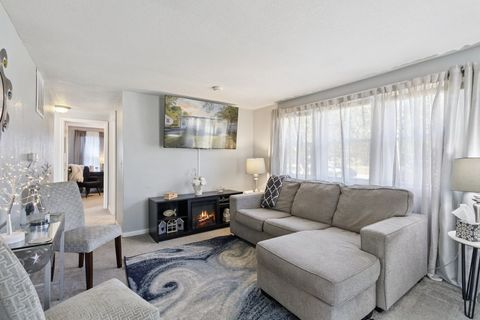 Tiny photo for 17 Liberty Boulevard, Machesney Park, IL 61115 (MLS # 12488891)