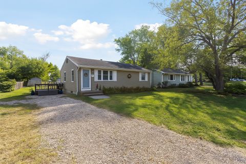 Tiny photo for 17 Liberty Boulevard, Machesney Park, IL 61115 (MLS # 12488891)