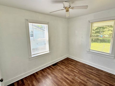 Tiny photo for 1611 Ferry Street, Metropolis, IL 62960 (MLS # 12591783)