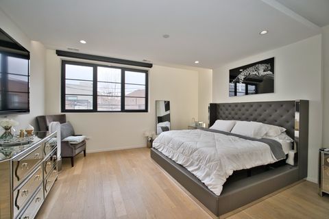 Tiny photo for 522 N Western Avenue #201, Chicago, IL 60612 (MLS # 12441303)