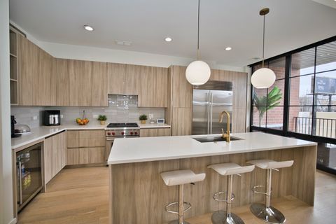 Tiny photo for 522 N Western Avenue #201, Chicago, IL 60612 (MLS # 12441303)