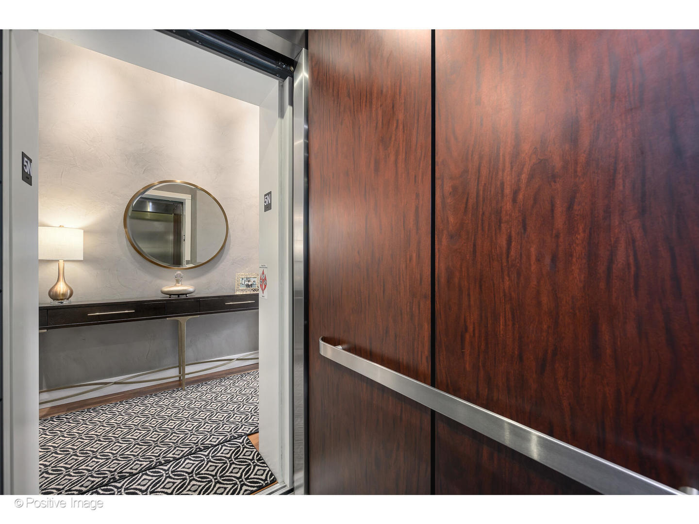 18 N Carpenter Street PHN, Chicago, IL, 60607 1 18 N Carpenter Street PHN