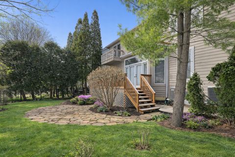 Tiny photo for 980 Half Day Road, Highland Park, IL 60035 (MLS # 12483321)