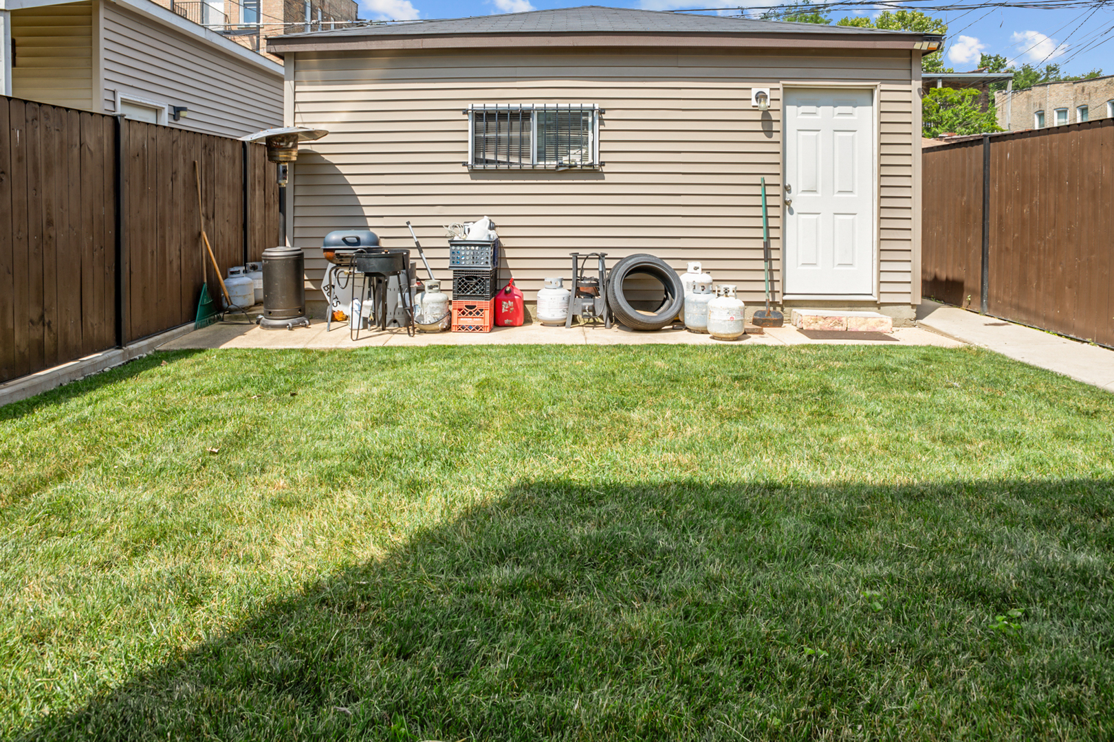 206 N Leamington Avenue