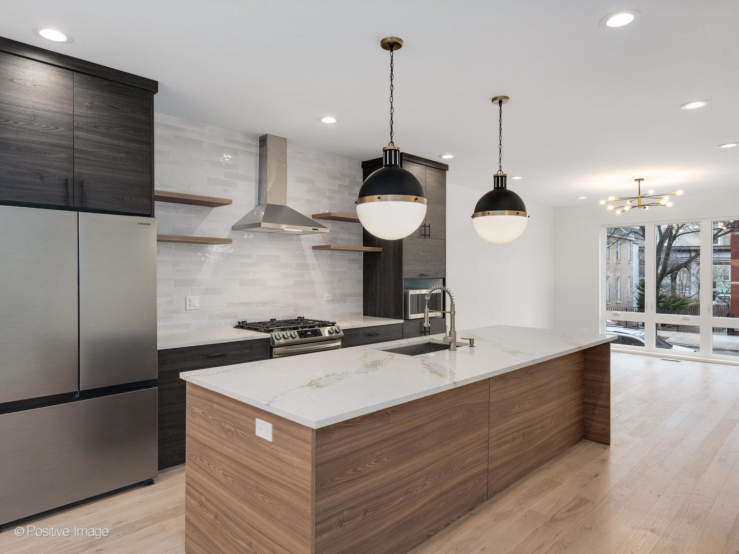 1521 W 17th Street 1