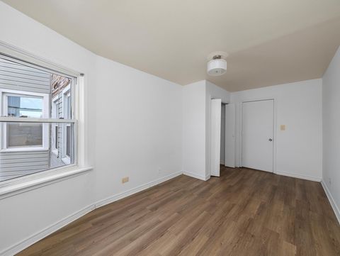 Tiny photo for 238 W 31st Street #4W, Chicago, IL 60616 (MLS # 12539129)