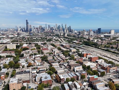 Tiny photo for 238 W 31st Street #4W, Chicago, IL 60616 (MLS # 12539129)