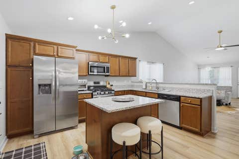 Tiny photo for 6234 Mississippi Avenue, Davenport, IA 52807 (MLS # 12724924)