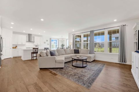 Tiny photo for 1087 Sugar Maple Drive, Crystal Lake, IL 60012 (MLS # 12484439)