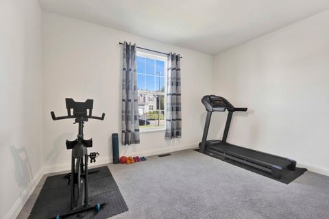 Tiny photo for 1087 Sugar Maple Drive, Crystal Lake, IL 60012 (MLS # 12484439)