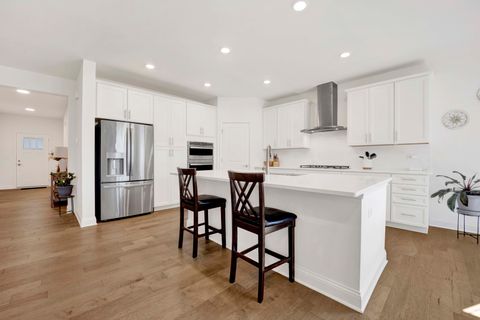 Tiny photo for 1087 Sugar Maple Drive, Crystal Lake, IL 60012 (MLS # 12484439)