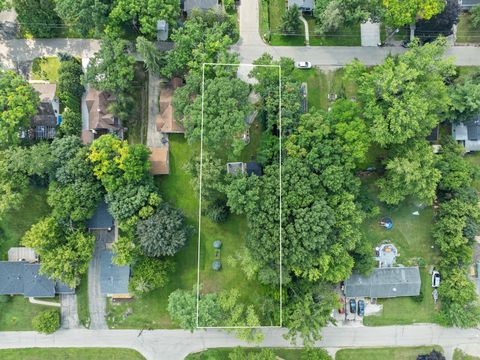 Tiny photo for 800 Lake Street, Twin Lakes, WI 53181 (MLS # 12573347)