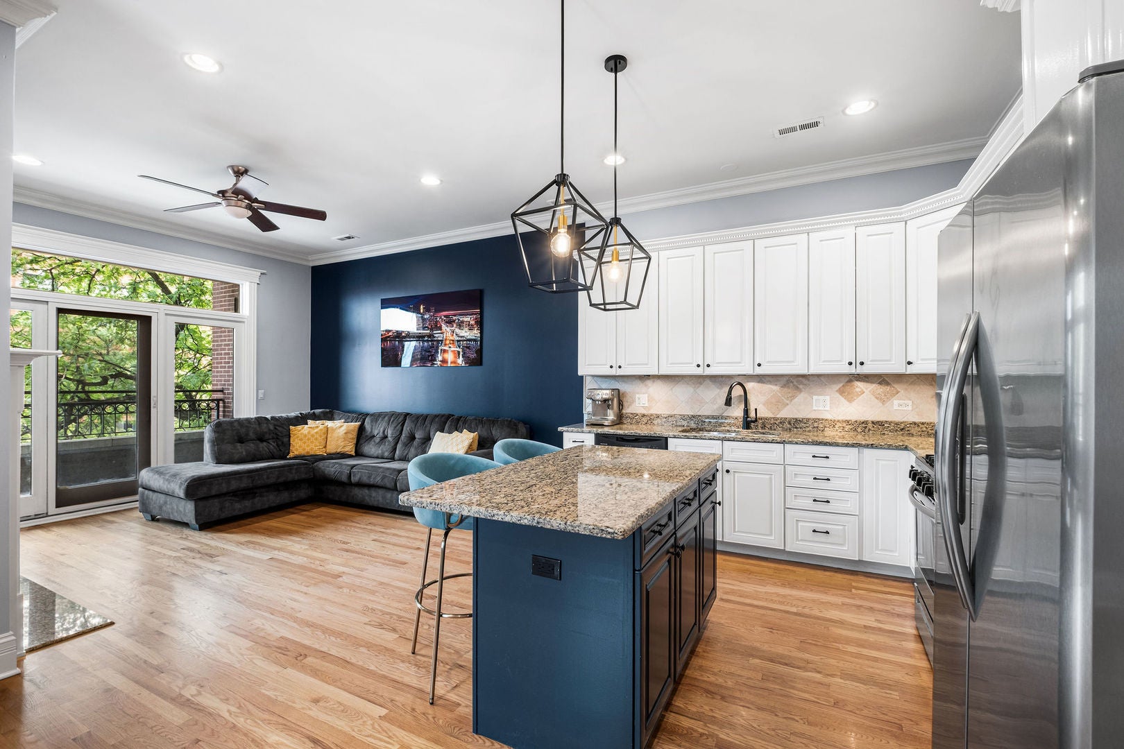 2358 N Damen Avenue A1