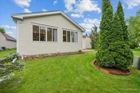 Tiny photo for 13215 Oakwood Avenue, Huntley, IL 60142 (MLS # 12722993)