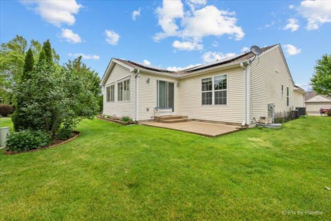 Tiny photo for 13215 Oakwood Avenue, Huntley, IL 60142 (MLS # 12722993)